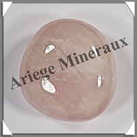 QUARTZ ROSE - Galet de Soins - 168 grammes - 60x57x32 mm - R112