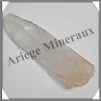 QUARTZ LEMURIEN - 49 grammes - 88x25x15 mm - C537