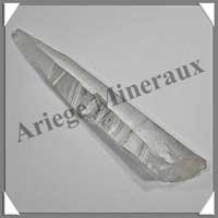 QUARTZ LEMURIEN - 87 grammes - 135x28x20 mm - C574