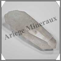 QUARTZ LEMURIEN - 132 grammes - 95x40x30 mm - C652