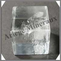 CRISTAL de ROCHE - CUBE - Solides de Platon - 32 mm - 87 gr - A001