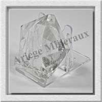 CRISTAL de ROCHE - PENTAGRAMME - 55x55x24 mm - 106 grammes - M002