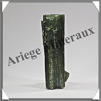 TOURMALINE VERTE - 150 grammes - 95x50x30 mm - P001