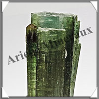 TOURMALINE VERTE - 150 grammes - 95x50x30 mm - P001